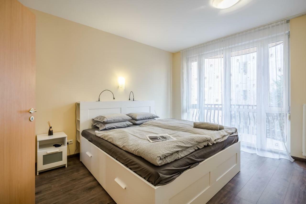 Bpr Vivid Downtown Vibe With Balcony Apartment บูดาเปสต์ ภายนอก รูปภาพ